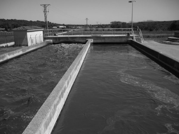 Estación de depuración de aguas residuales en Mancomunada