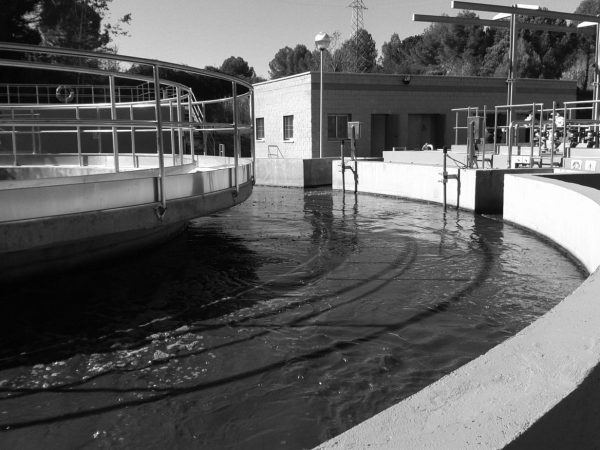 Estación de depuración de aguas residuales en Castellví de Rosanes