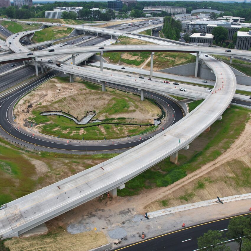 construction road i-285-sr-400-interchange in Atlanta by Ferrovial in the US